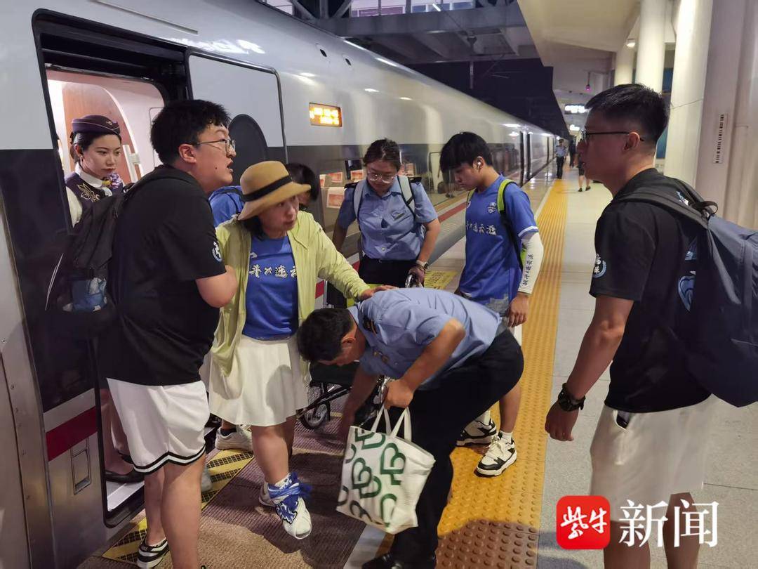 送受伤球迷, 接到电话后