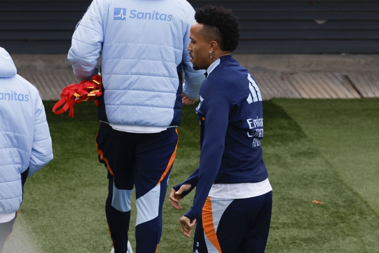 负于皇马的, 在伯纳乌球, 点球确实应