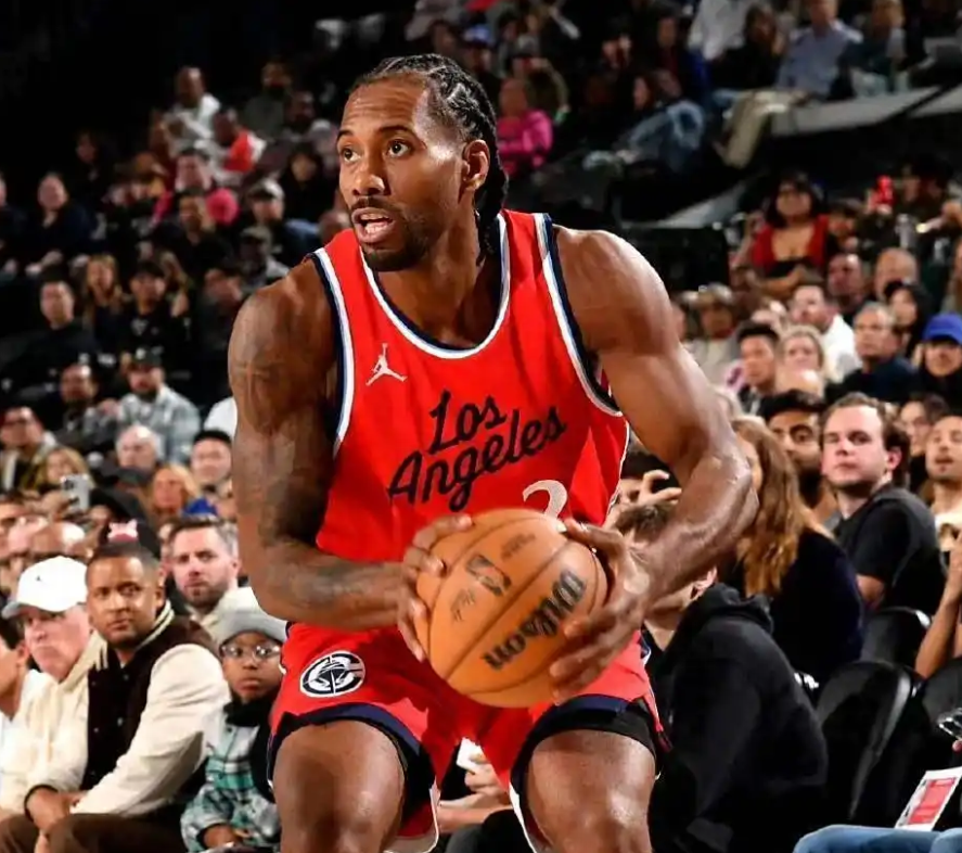 他对于篮板, dingy, ed